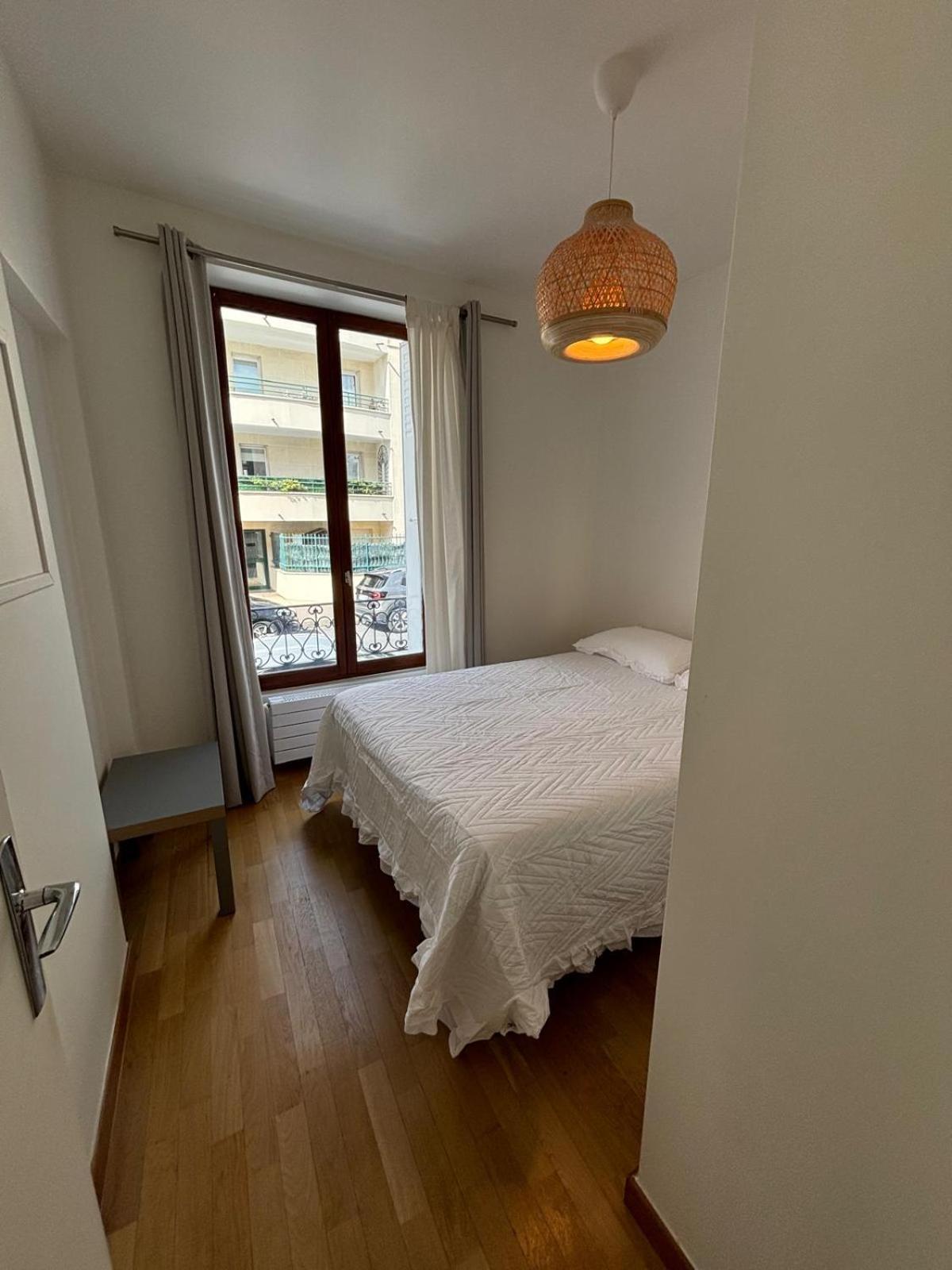 Asnières Appartement 2 Chambres Dans Une Belle Maison A Proximite De Paris מראה חיצוני תמונה