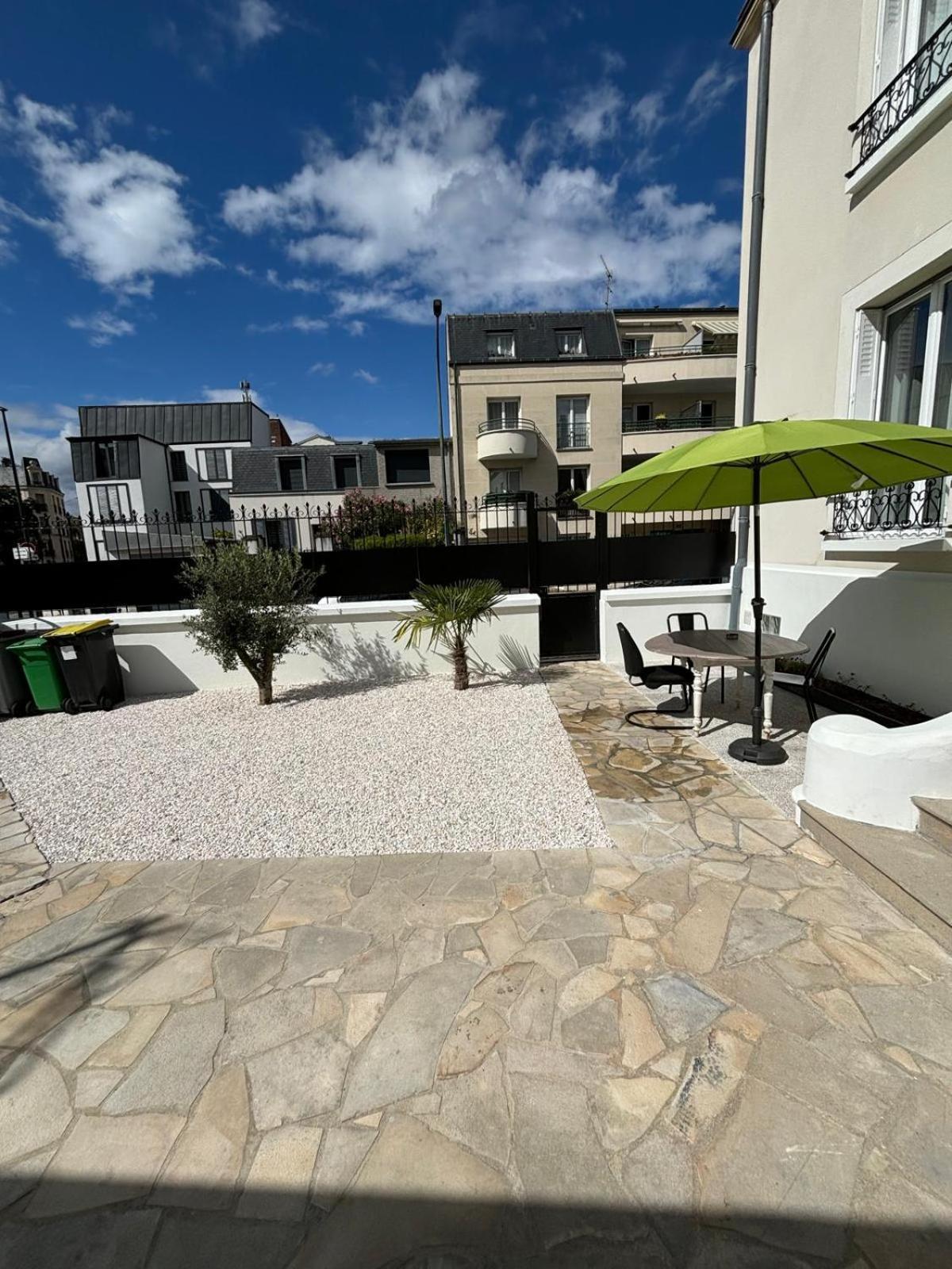 Asnières Appartement 2 Chambres Dans Une Belle Maison A Proximite De Paris מראה חיצוני תמונה